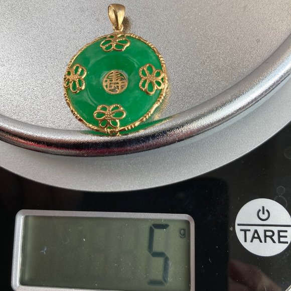 Vintage 14k gold Deep Green Jade Medallion Pendant (purchased at Ross Simons) - Picture 4 of 8